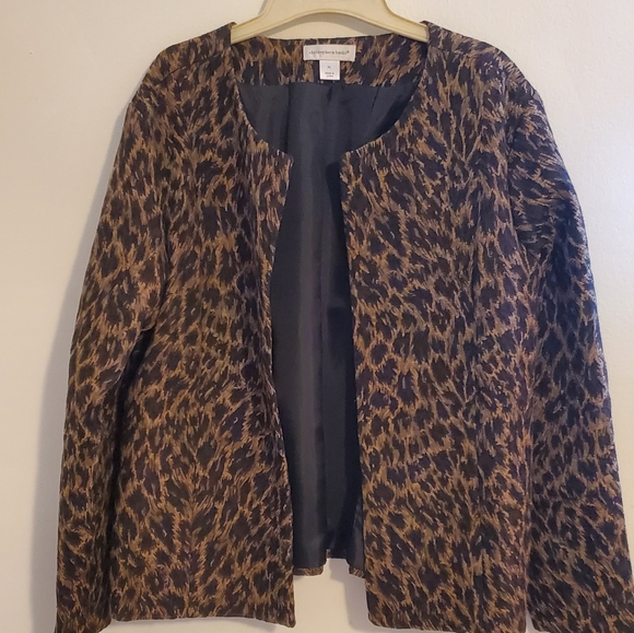 Ladies Jacket - Picture 2 of 2